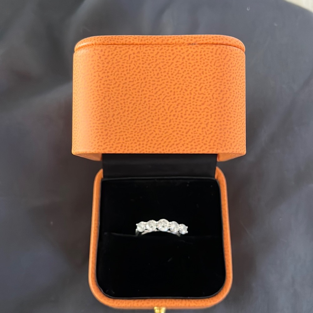 Moissanite size 6 women’s ring